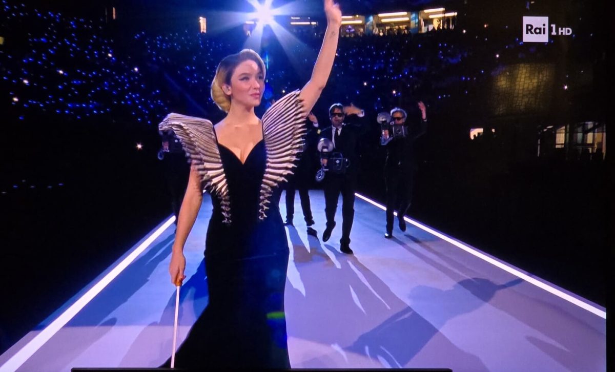 cerimonia san siro olimpiadi matilda de angelis
